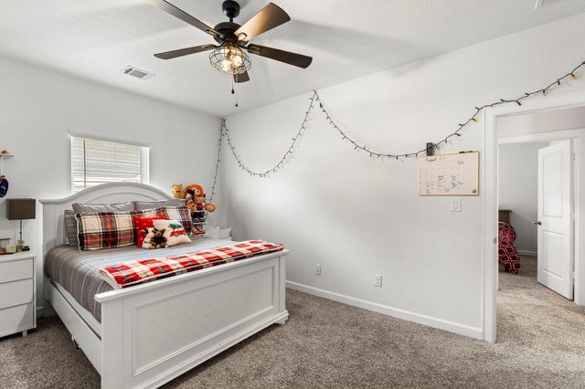 120 Ashleaf DR, Buda, TX 78610