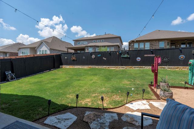 120 Ashleaf DR, Buda, TX 78610