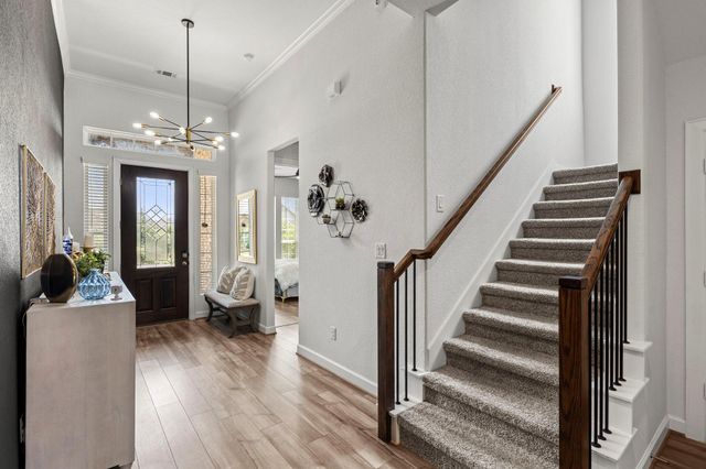 120 Ashleaf DR, Buda, TX 78610