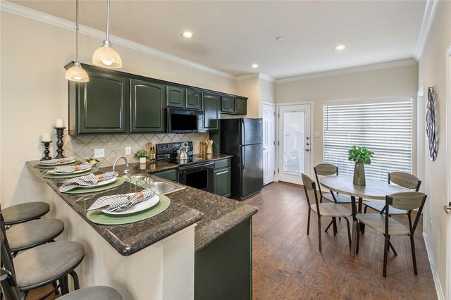 403 Forest Drive, College Station, TX 77840