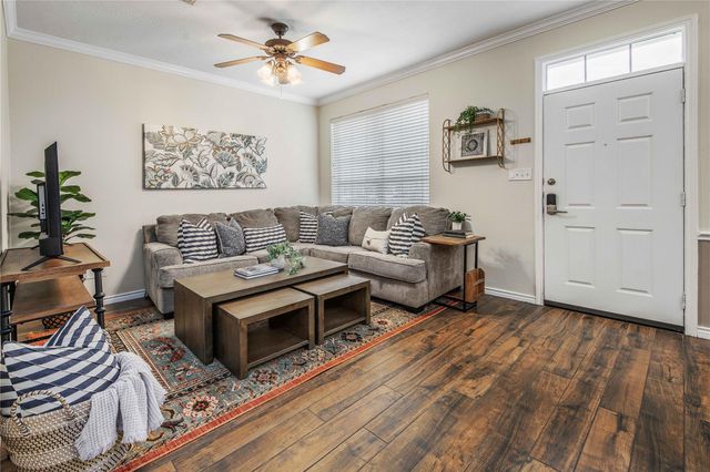 403 Forest Drive, College Station, TX 77840