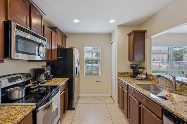 450 CARINA CIRCLE, Sanford, FL 32773