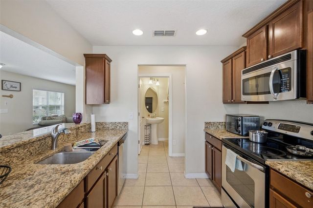450 CARINA CIRCLE, Sanford, FL 32773