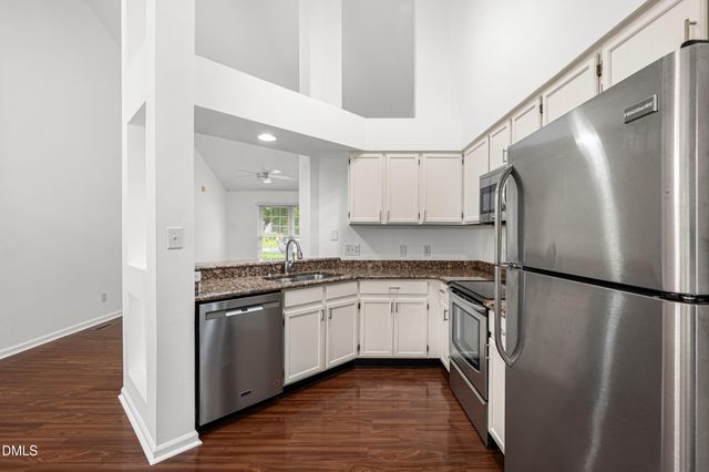 102 Glensford Way, Cary, NC 27513