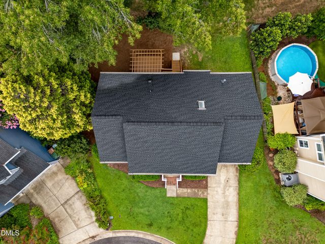 102 Glensford Way, Cary, NC 27513