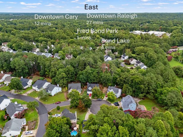 102 Glensford Way, Cary, NC 27513