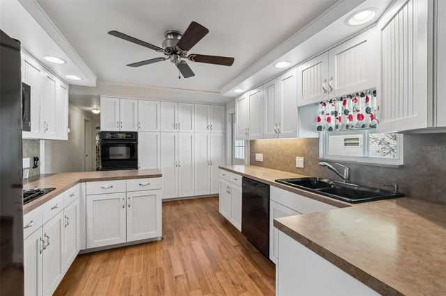 12651 SEMINOLE BOULEVARD 15I, Largo, FL 33778