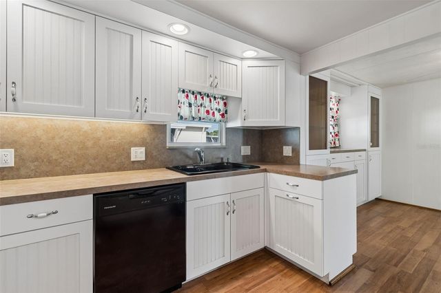 12651 SEMINOLE BOULEVARD 15I, Largo, FL 33778