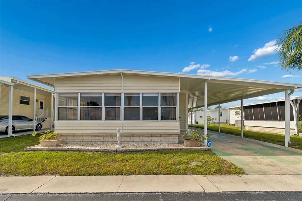 12651 SEMINOLE BOULEVARD 15I, Largo, FL 33778