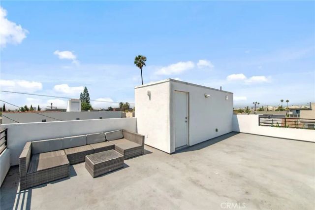 5336 Lemon Grove Avenue, Los Angeles, CA 90038