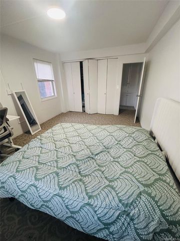 89-15 PARSONS Boulevard 10E, Jamaica Hills, NY 11432