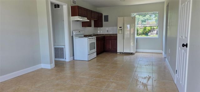 260 PINE TREE DRIVE, Casselberry, FL 32707