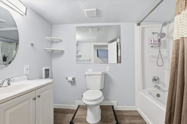 2927 N Smith St, Spokane, WA 99207