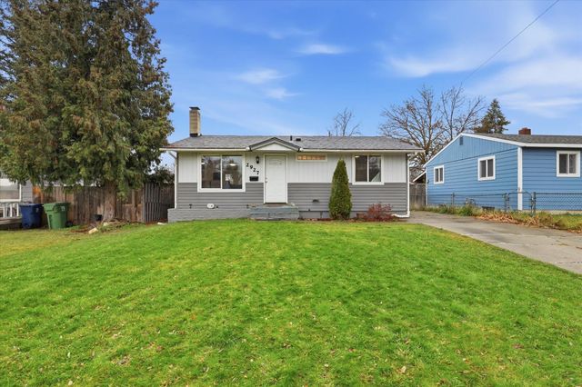 2927 N Smith St, Spokane, WA 99207