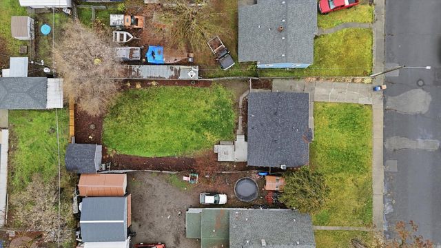 2927 N Smith St, Spokane, WA 99207