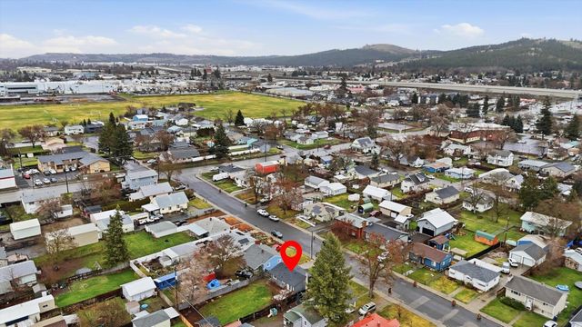 2927 N Smith St, Spokane, WA 99207