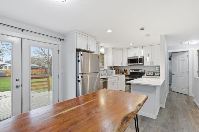 2927 N Smith St, Spokane, WA 99207