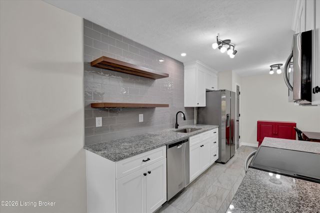 803 Forest Park Rd, Louisville, KY 40223
