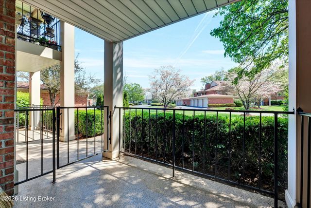 803 Forest Park Rd, Louisville, KY 40223