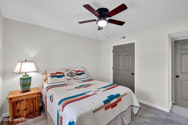 803 Forest Park Rd, Louisville, KY 40223