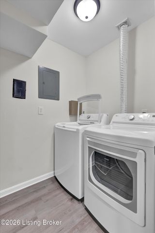 803 Forest Park Rd, Louisville, KY 40223