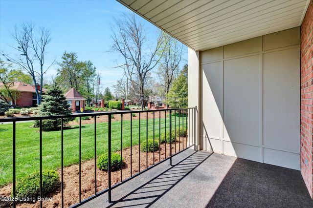 803 Forest Park Rd, Louisville, KY 40223
