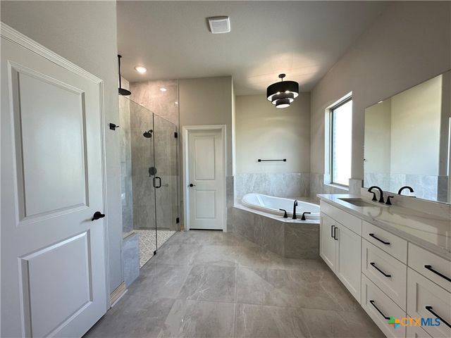 306 Rodeo Road, Salado, TX 76571