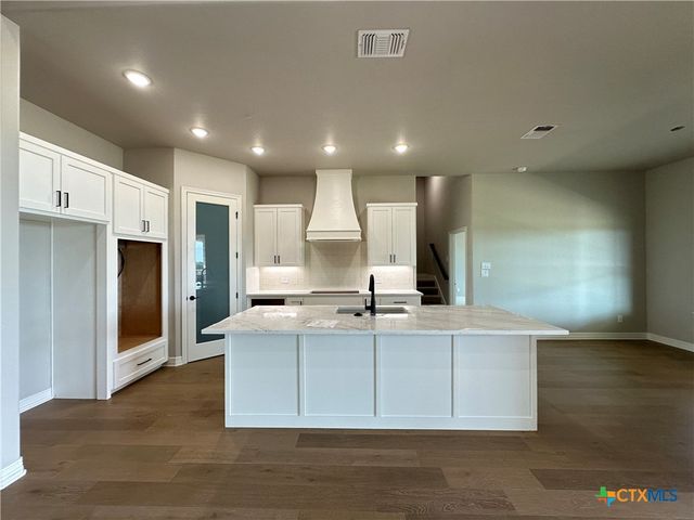 306 Rodeo Road, Salado, TX 76571