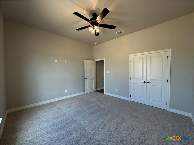 306 Rodeo Road, Salado, TX 76571