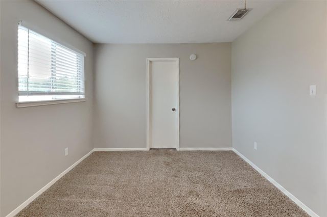 3103 Heritage Green Drive, Pearland, TX 77581