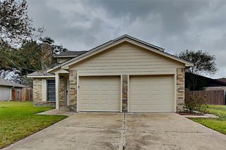 3103 Heritage Green Drive, Pearland, TX 77581