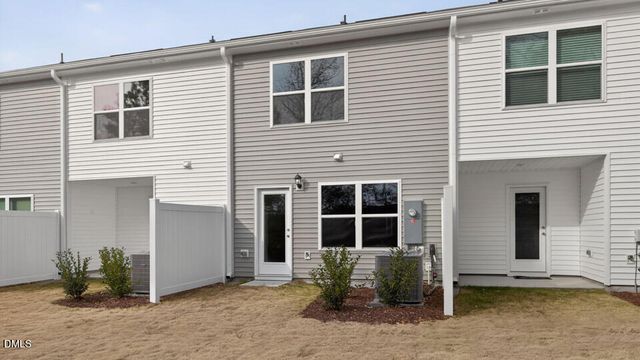 8512 Beckett Chase Way, Raleigh, NC 27616