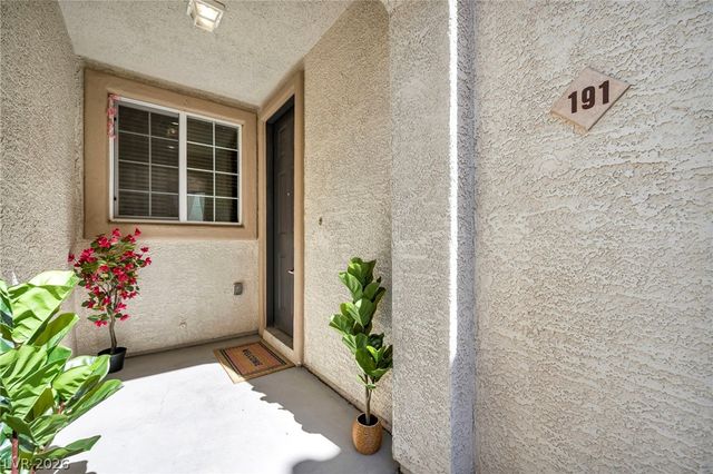 6255 West Arby Avenue 191, Las Vegas, NV 89118