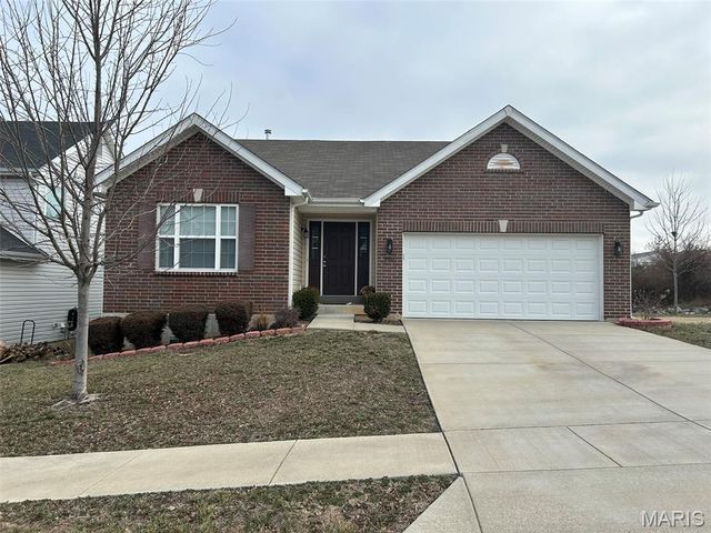 4001 Mitchford Drive, Mehlville, MO 63125