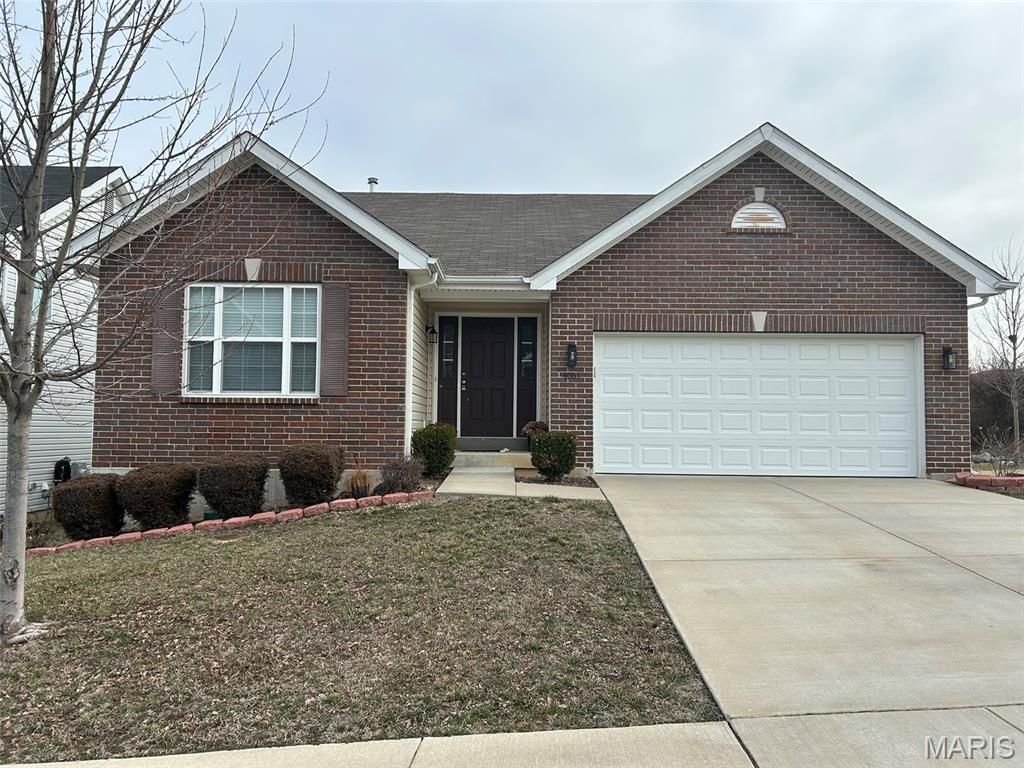 4001 Mitchford Drive, Mehlville, MO 63125