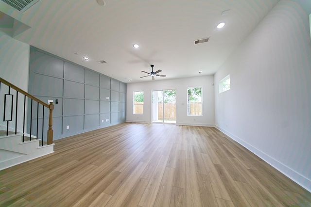108 Luetta Street, Houston, TX 77076