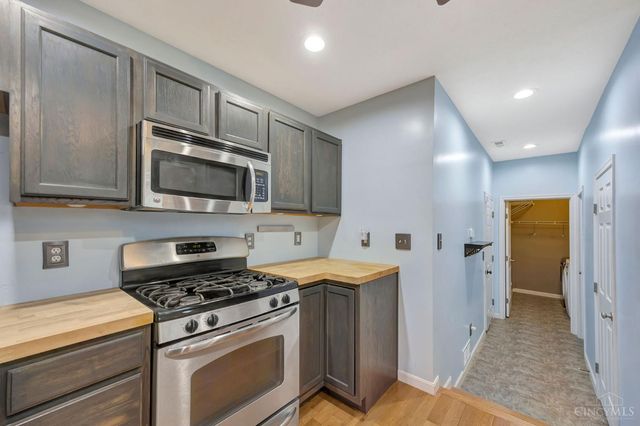 2730 Fairfield Ridge Drive, Fairfield Twp, OH 45011