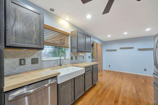 2730 Fairfield Ridge Drive, Fairfield Twp, OH 45011