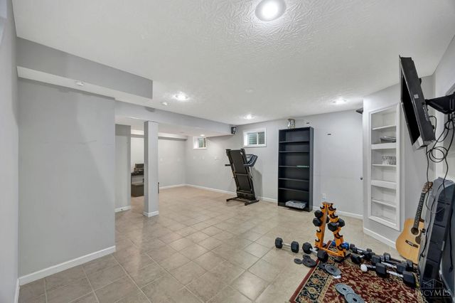 2730 Fairfield Ridge Drive, Fairfield Twp, OH 45011