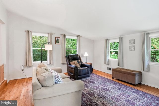 6 TOWER PL, Trenton, NJ 08648