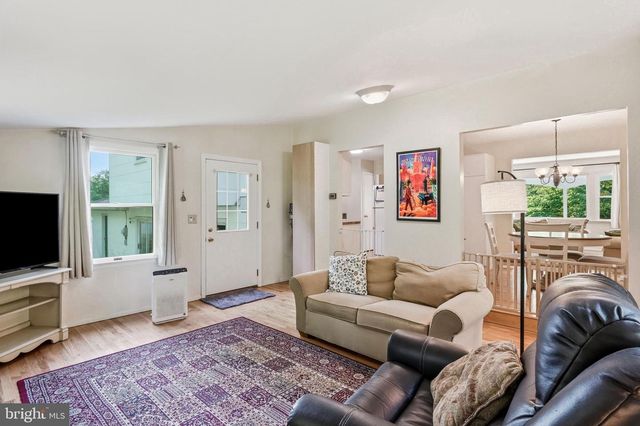 6 TOWER PL, Trenton, NJ 08648