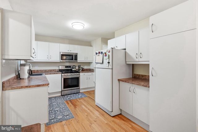 6 TOWER PL, Trenton, NJ 08648