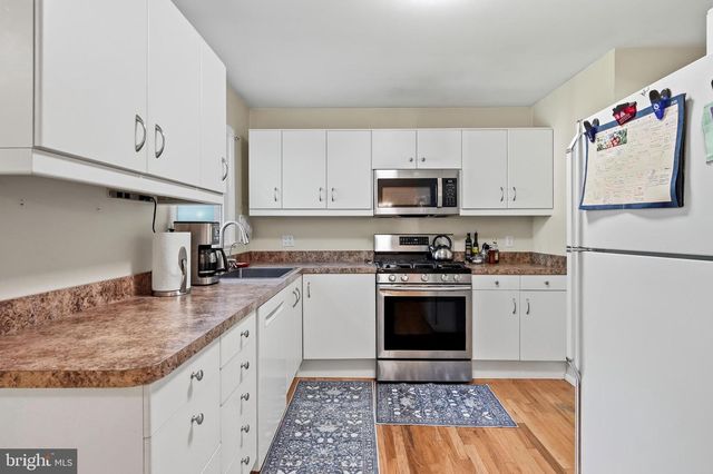 6 TOWER PL, Trenton, NJ 08648