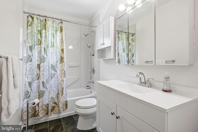 6 TOWER PL, Trenton, NJ 08648