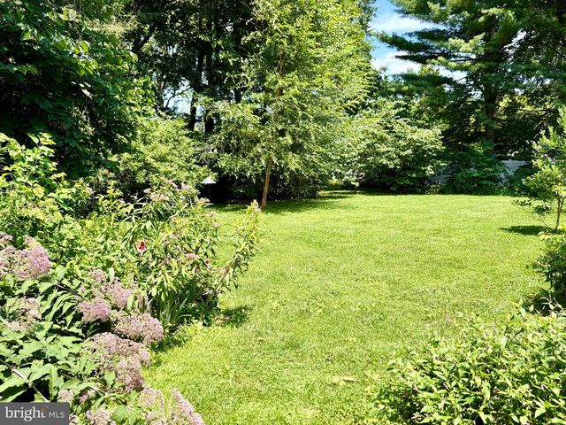 6 TOWER PL, Trenton, NJ 08648