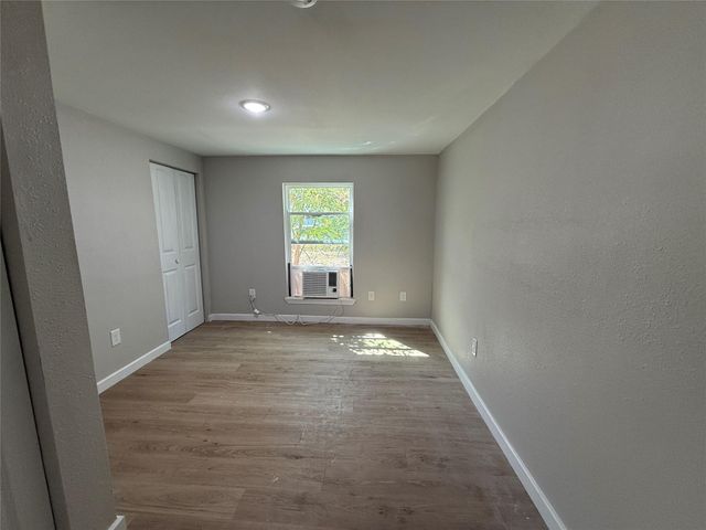 6708 Avenue I 4, Houston, TX 77011