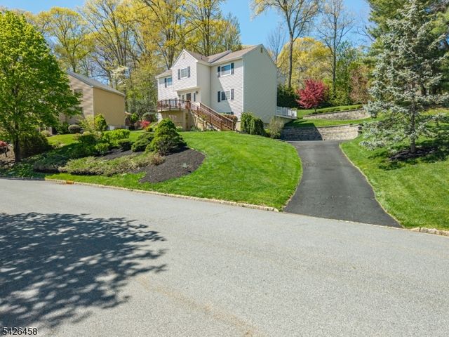 140 Shady Ln, Randolph Twp., NJ 07869