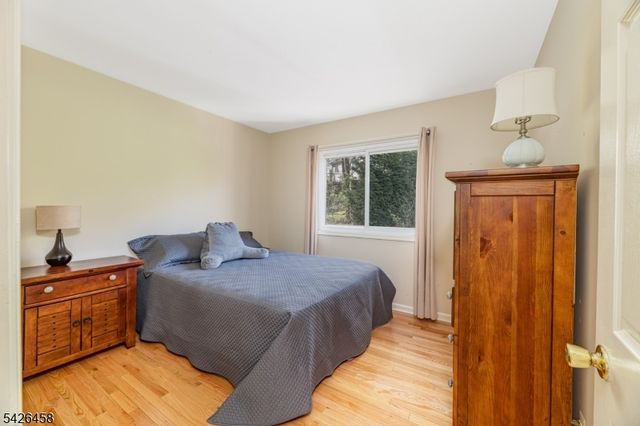 140 Shady Ln, Randolph Twp., NJ 07869