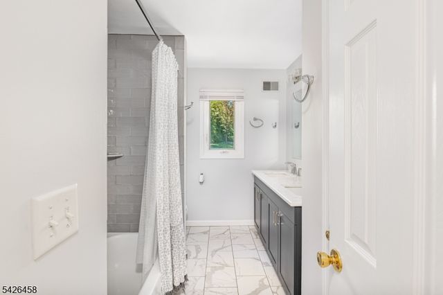 140 Shady Ln, Randolph Twp., NJ 07869