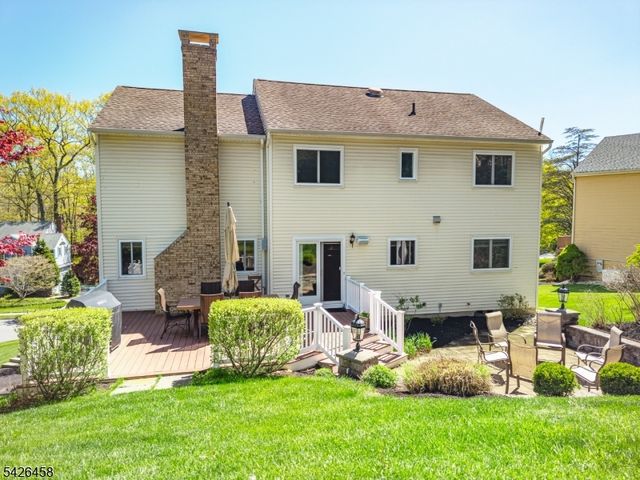 140 Shady Ln, Randolph Twp., NJ 07869